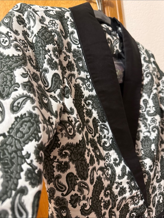 Ark & Co Jackets & Blazers - WOW POSHMARK - Authentic Ark & Co. NWT Paisley Blazer